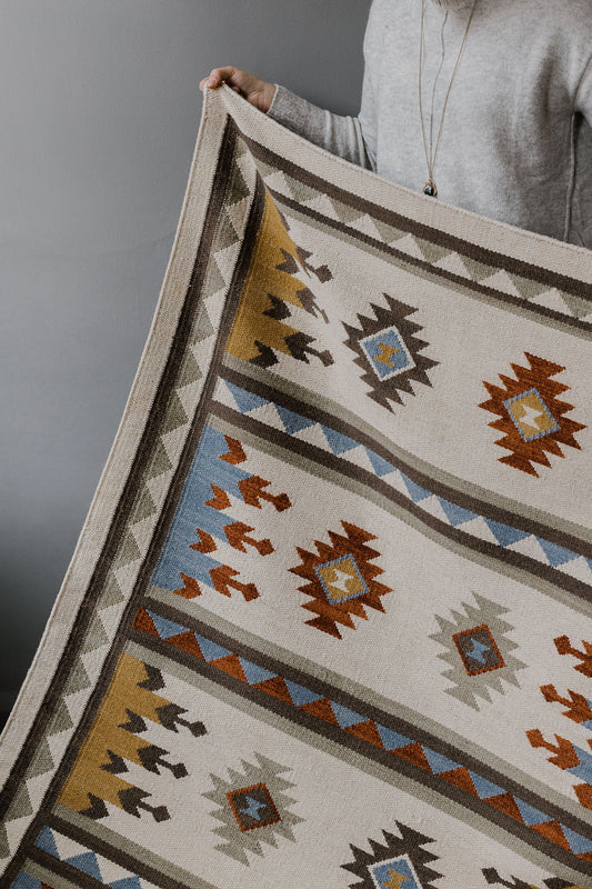 handmade 6x4 Kilim wool rug