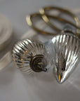 silver ribbed tree decorations