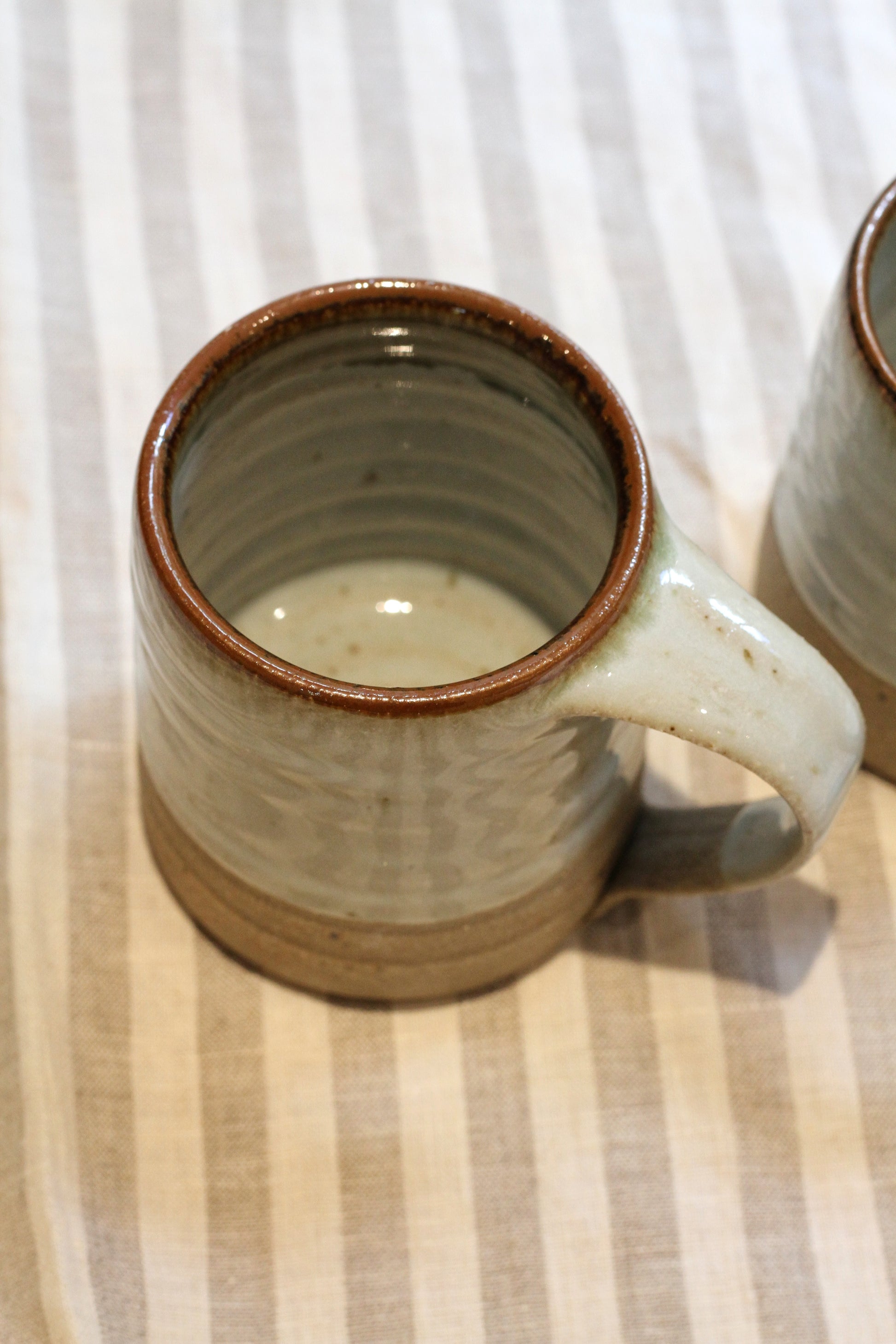 leach pottery standard ware mug in dolomite