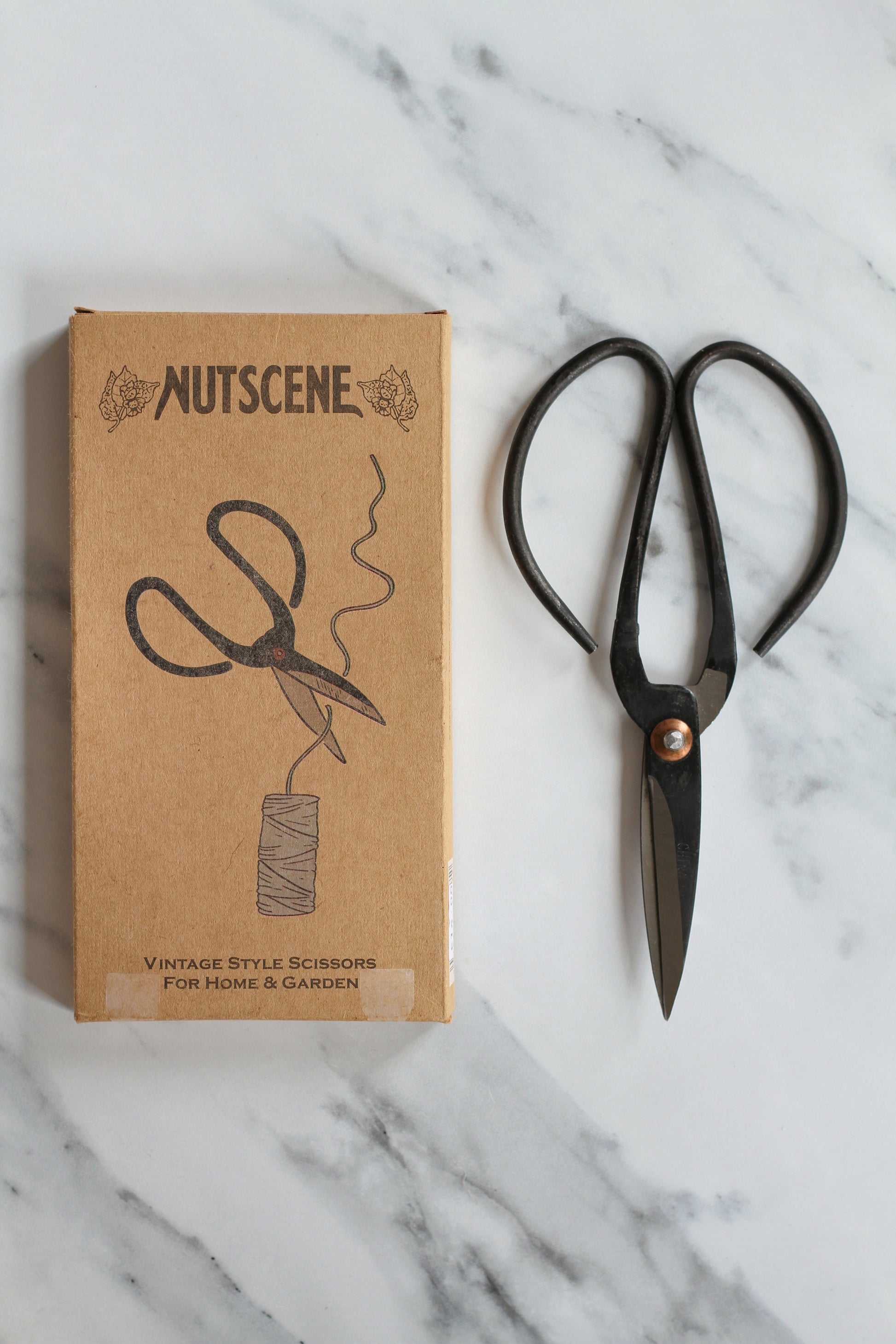 Black Garden scissors