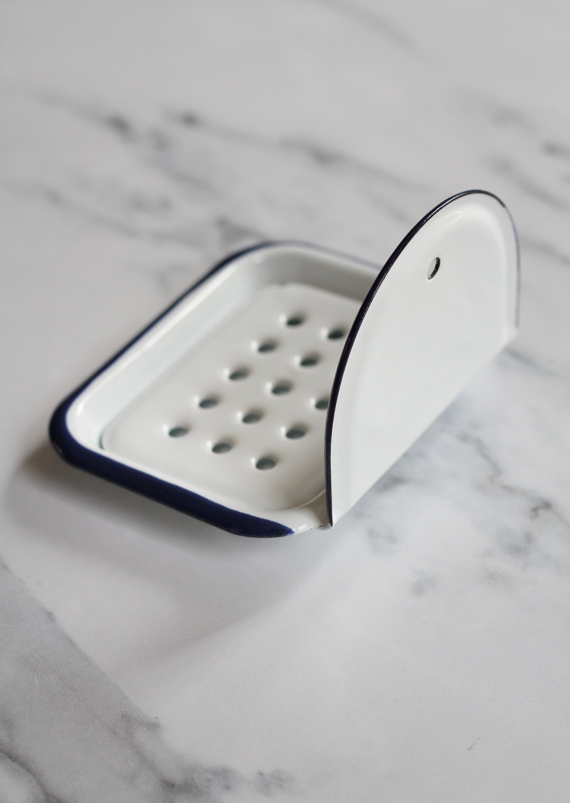 wall hung white enamel soap dish