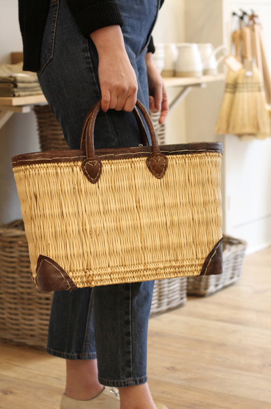 palm leaf box shopping bag with dark leather trim