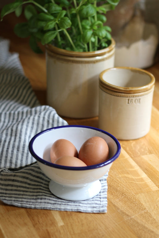 small white enamel bowl
