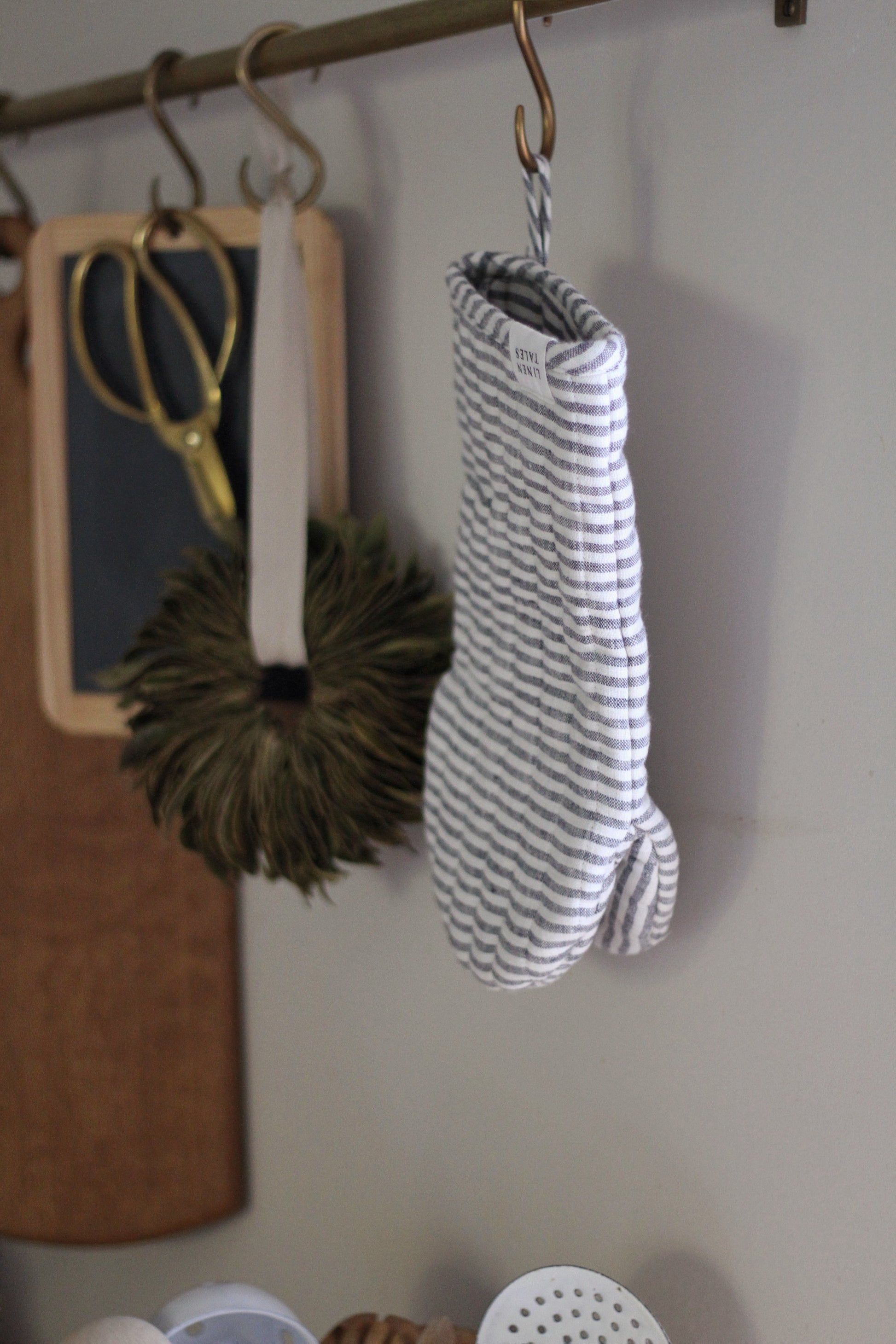 striped linen oven mitt