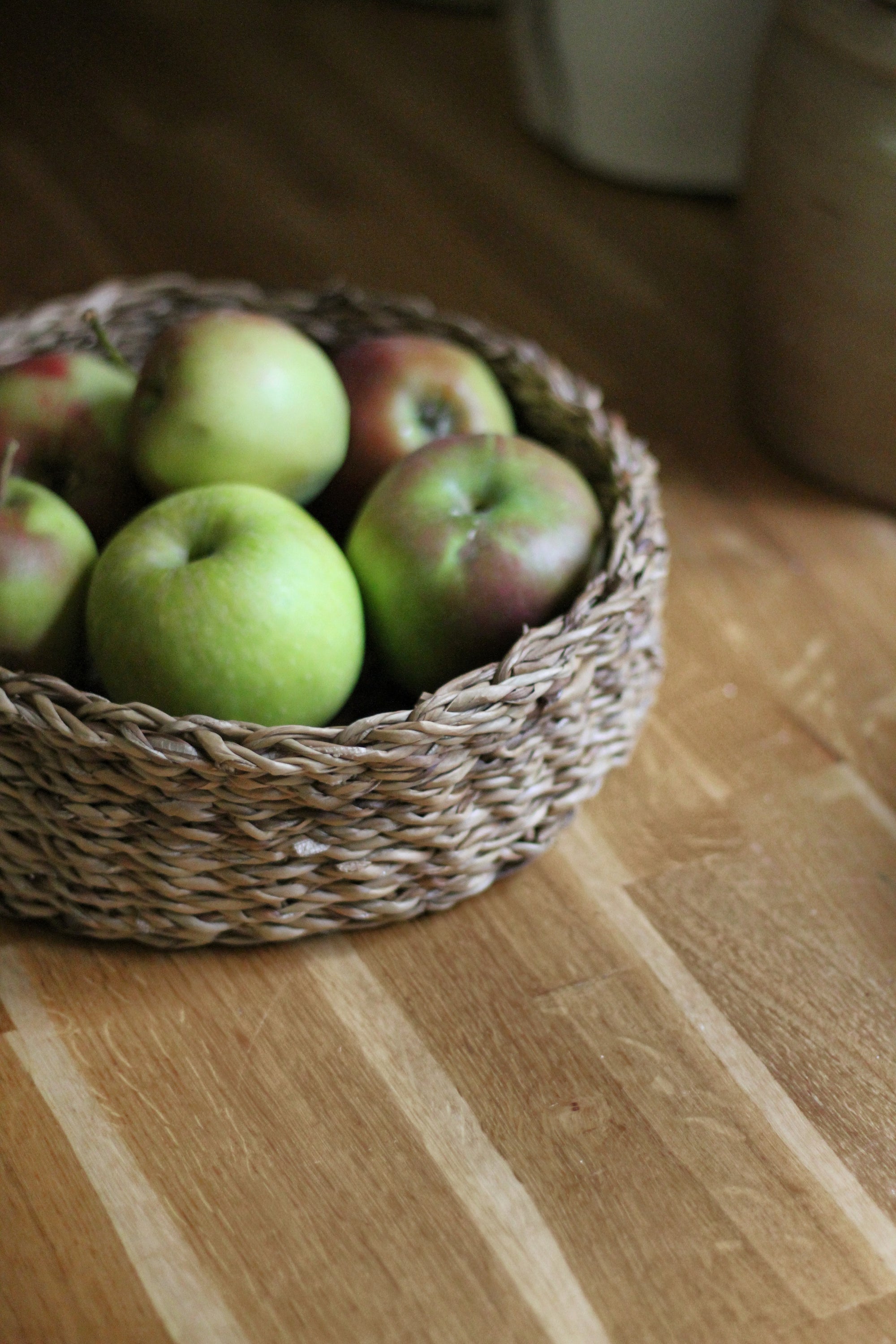 seagrass small woven round basket 