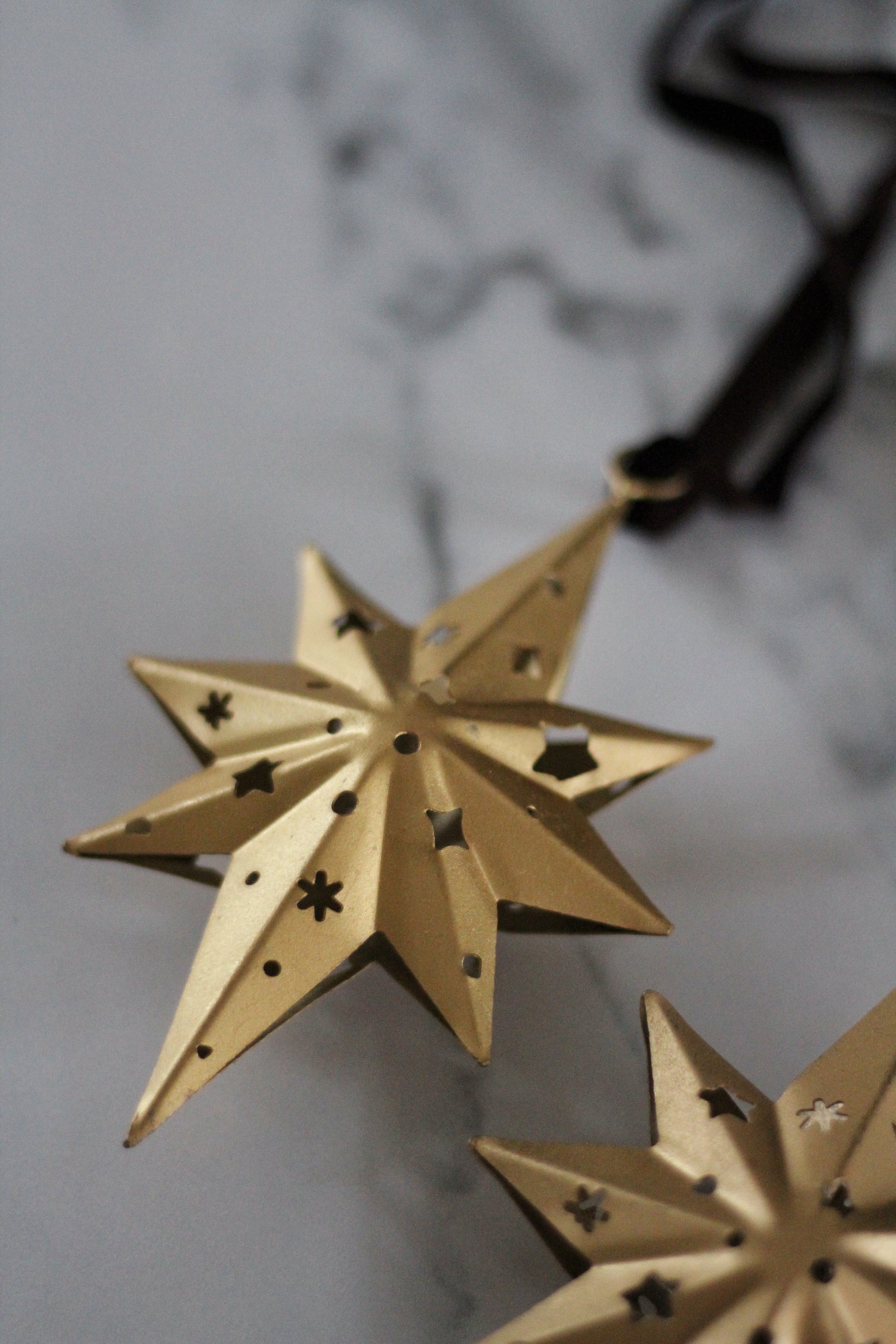 golden metal star decoration 