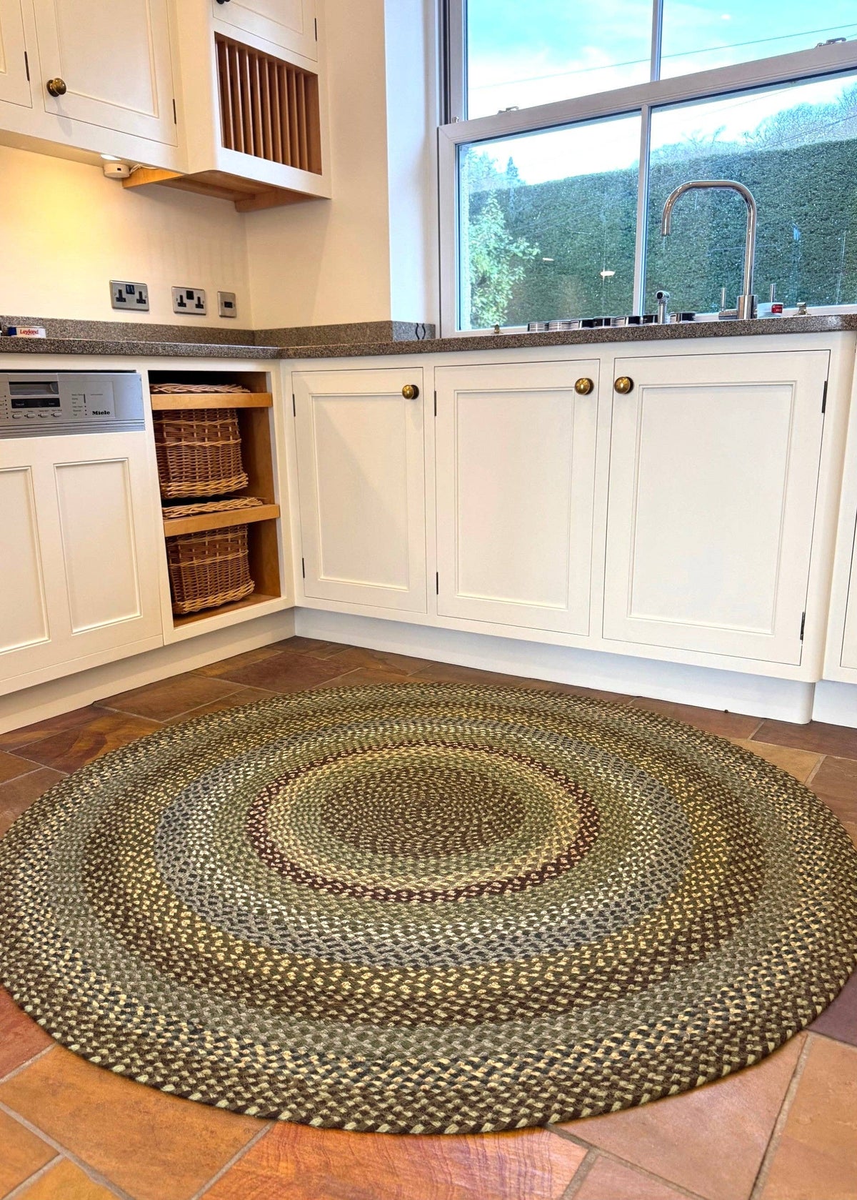 moss braided rug