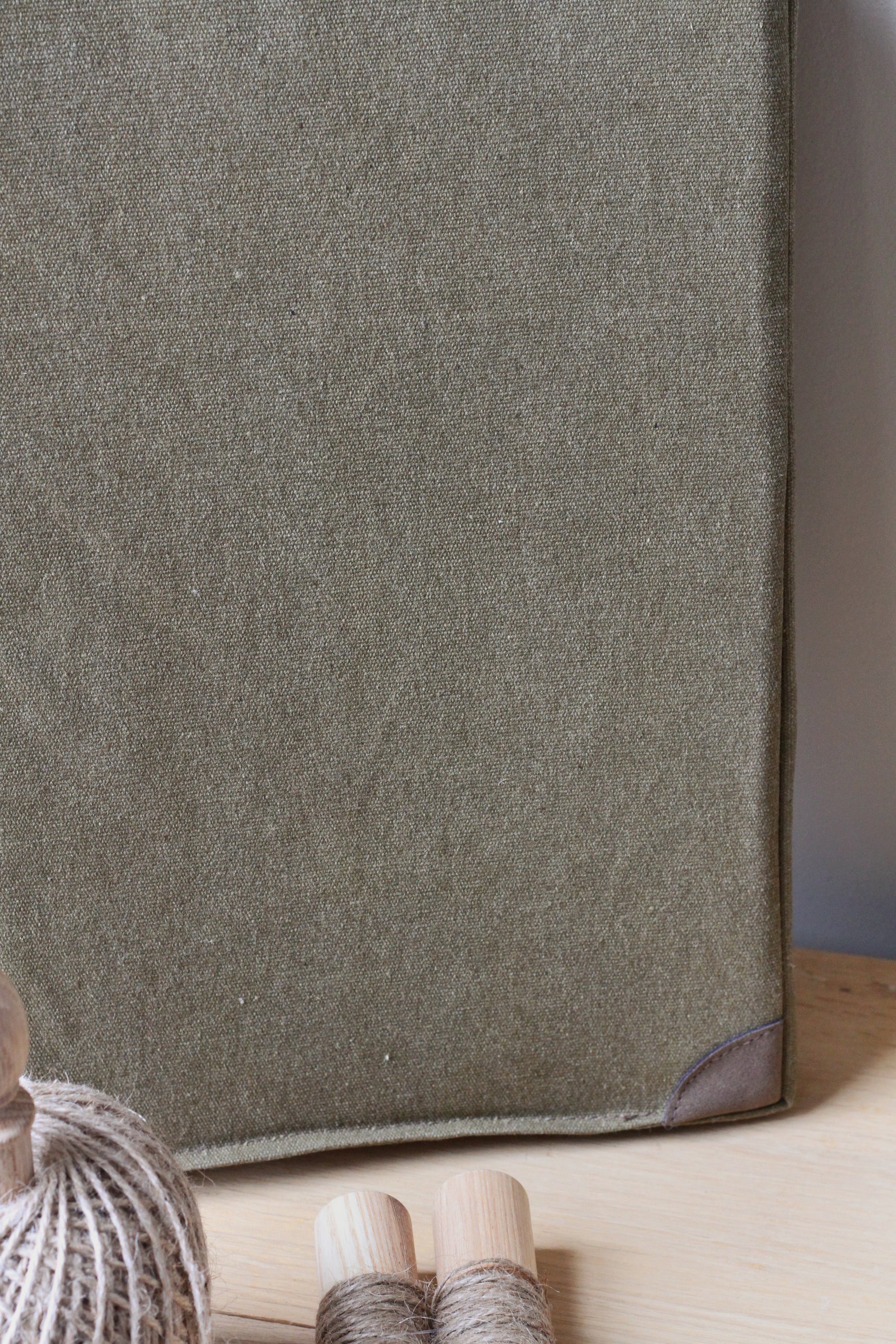 khaki green canvas garden kneeler
