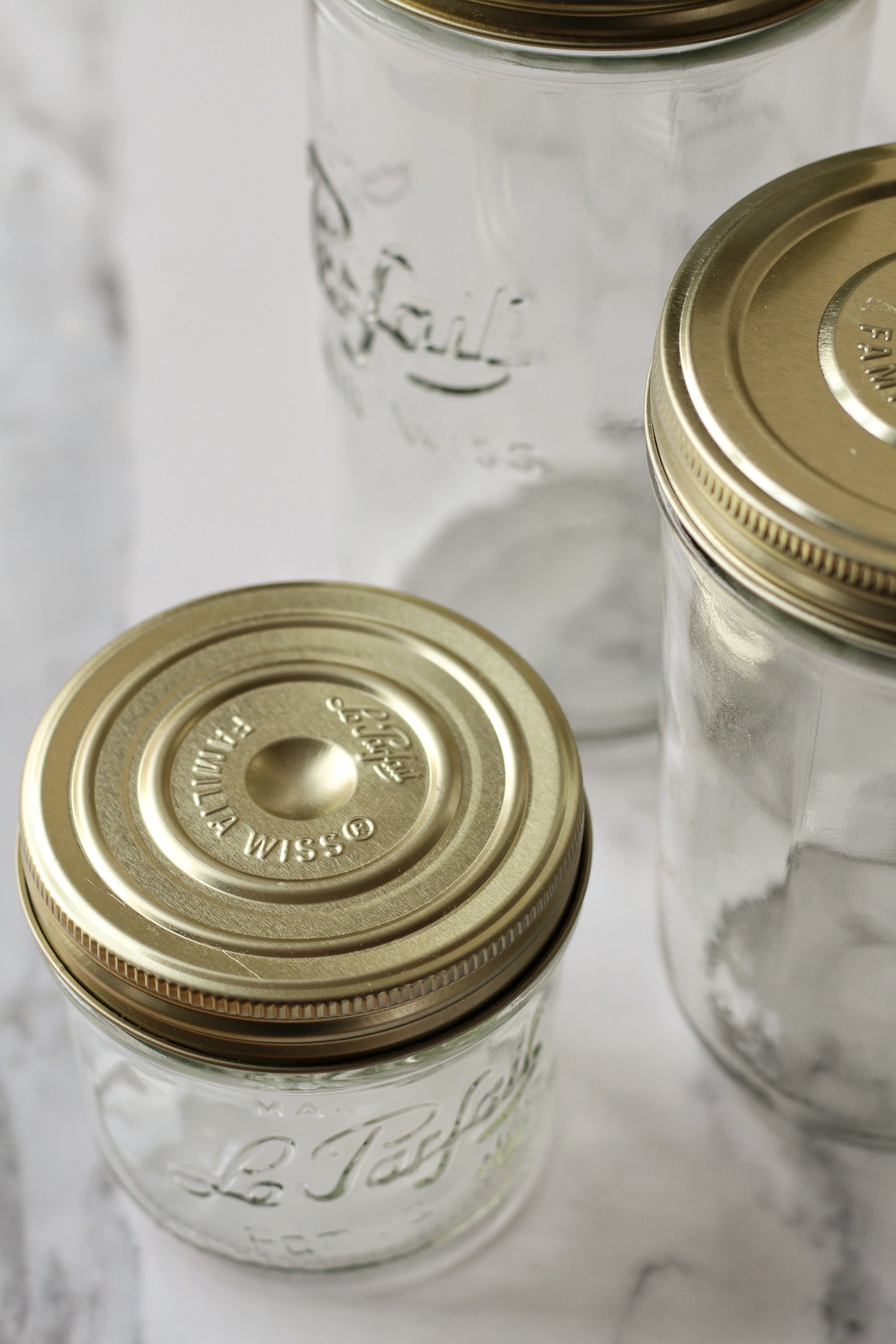 le parfait glass jar with twist gold lid