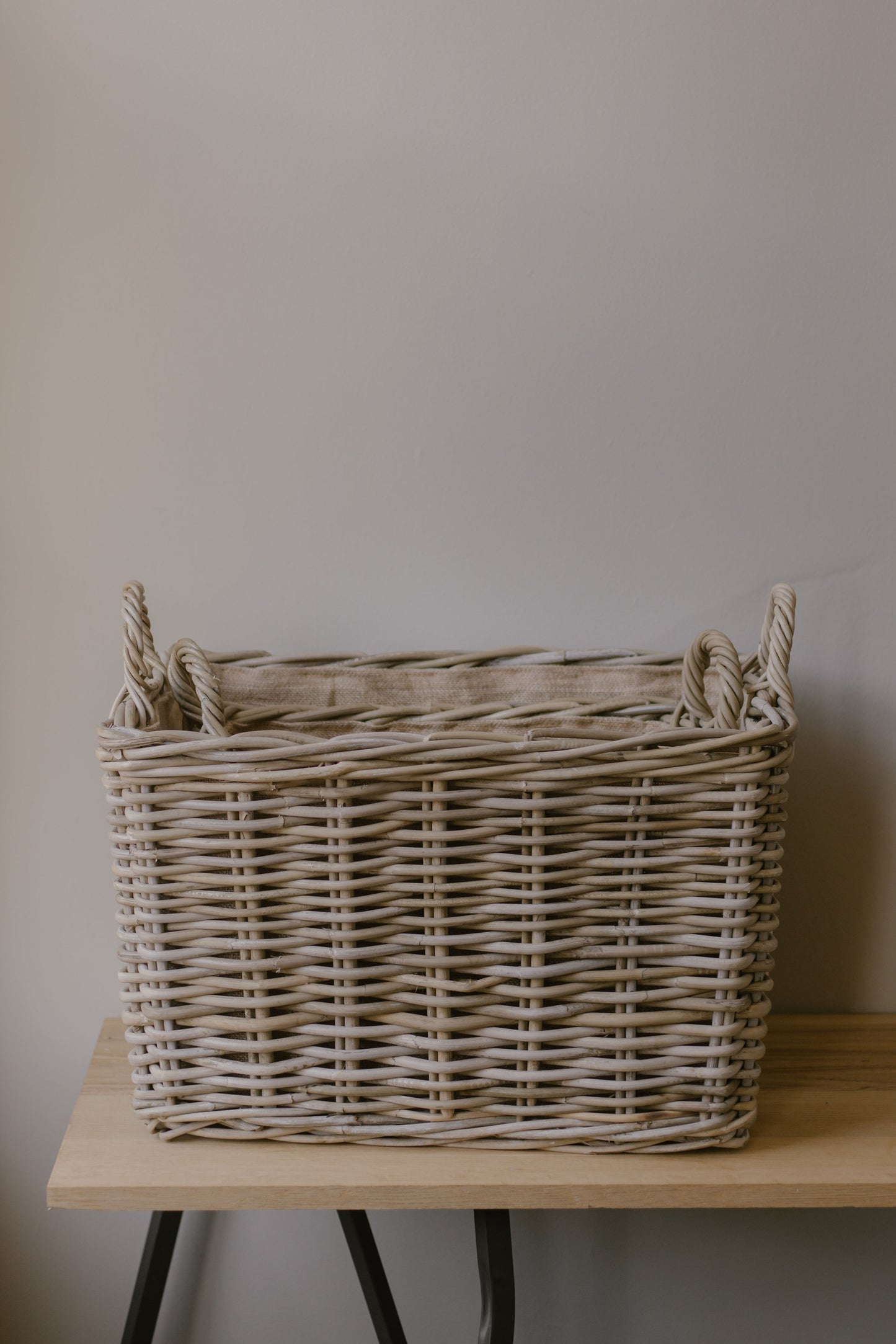 lined log basket