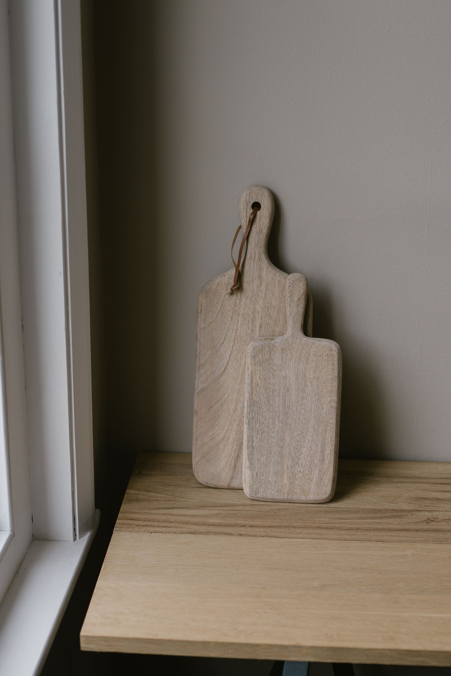 wooden chopping board