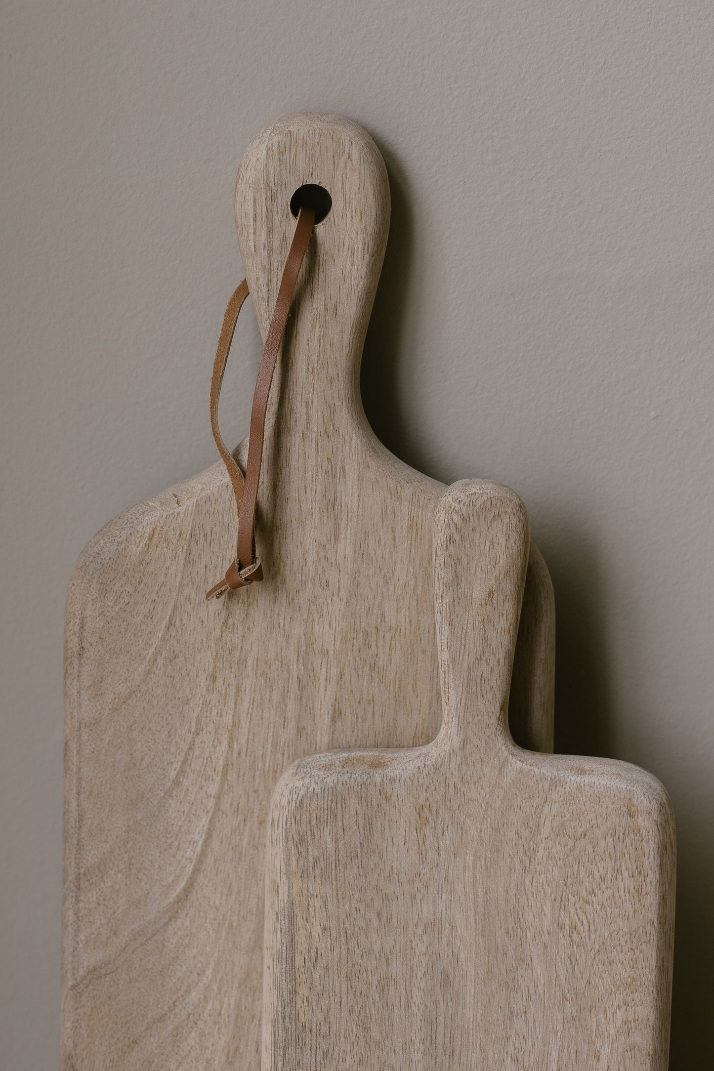 wooden chopping board